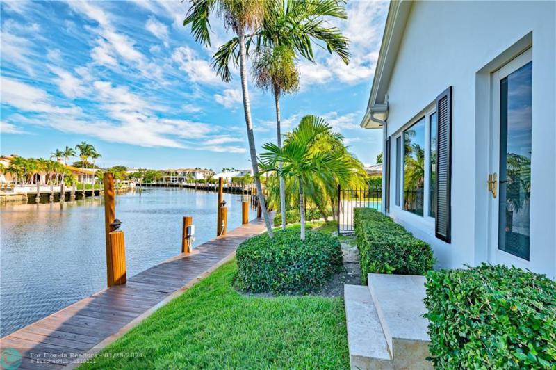  Single Family Homes Photo 37: 2 COMPASS LN  Fort Lauderdale,  FL 33308