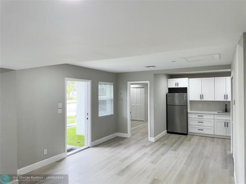 Duplex, Triplex and Fourplex Images