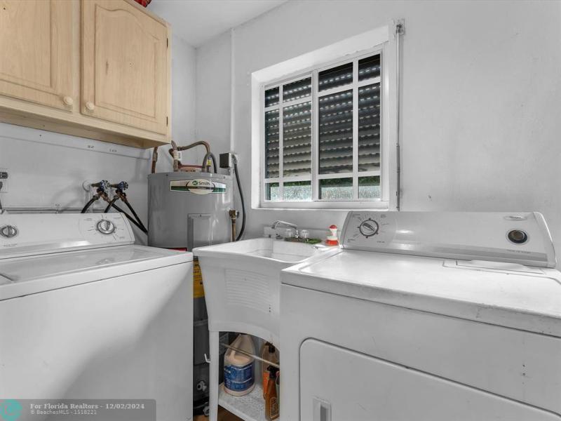  Single Family Homes Photo 29: 3354 NW 22nd St  Lauderdale Lakes,  FL 33311