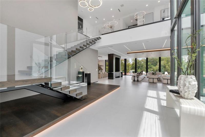  Single Family Homes Photo 6: 681 Golden Harbour Drive  Boca Raton,  FL 33432