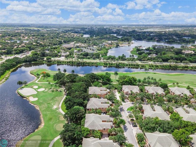  Condo & Townhome Photos