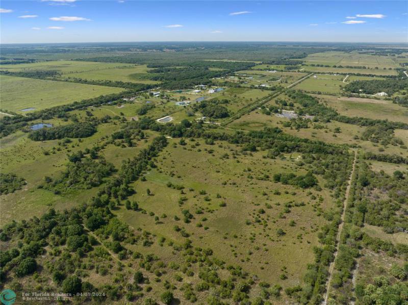  Commercial & Industrial Land Images 