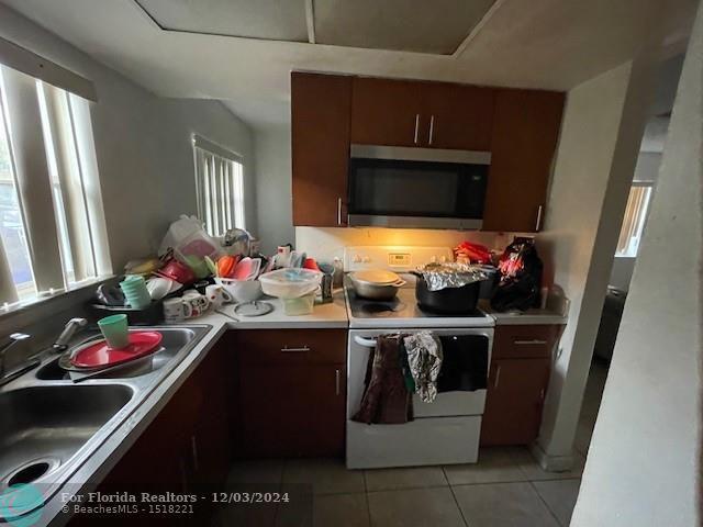 Duplex, Triplex and Fourplex Images