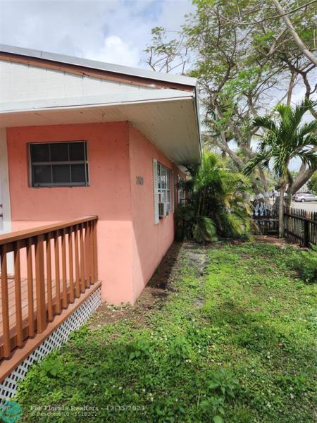 Duplex, Triplex and Fourplex Images