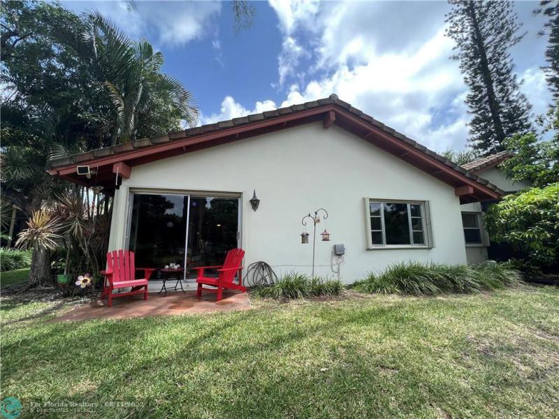  Condo & Townhome Photos