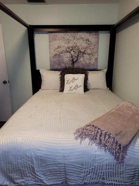  Single Family Homes Photo 7: 5261 NW 87th Ave  Lauderhill,  FL 33351