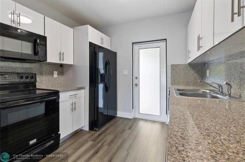 Duplex, Triplex and Fourplex Images