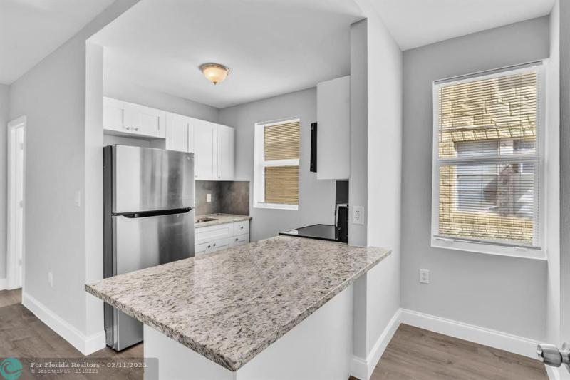 Duplex, Triplex and Fourplex Images