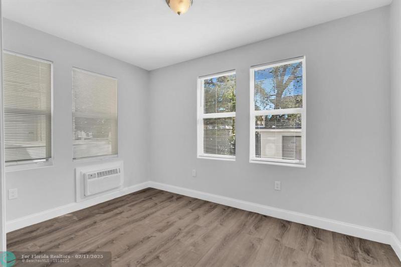 Duplex, Triplex and Fourplex Images