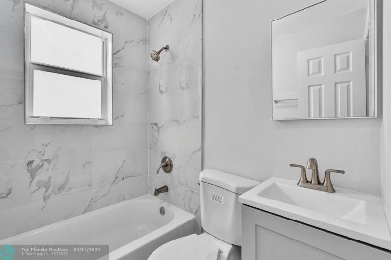 Duplex, Triplex and Fourplex Images