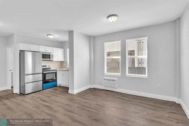 Duplex, Triplex and Fourplex Images