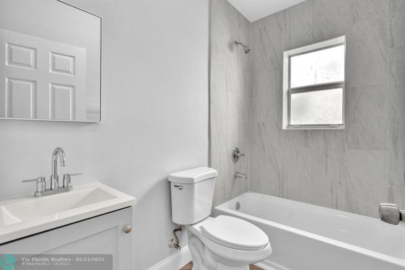 Duplex, Triplex and Fourplex Images