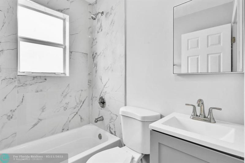 Duplex, Triplex and Fourplex Images