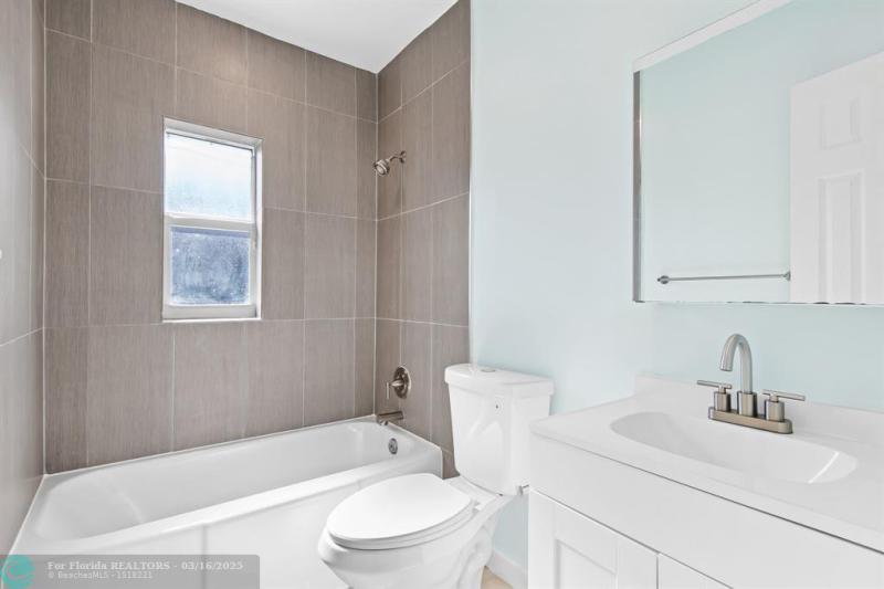 Duplex, Triplex and Fourplex Images