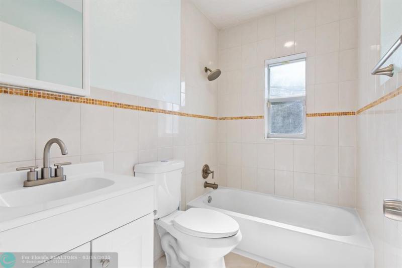 Duplex, Triplex and Fourplex Images