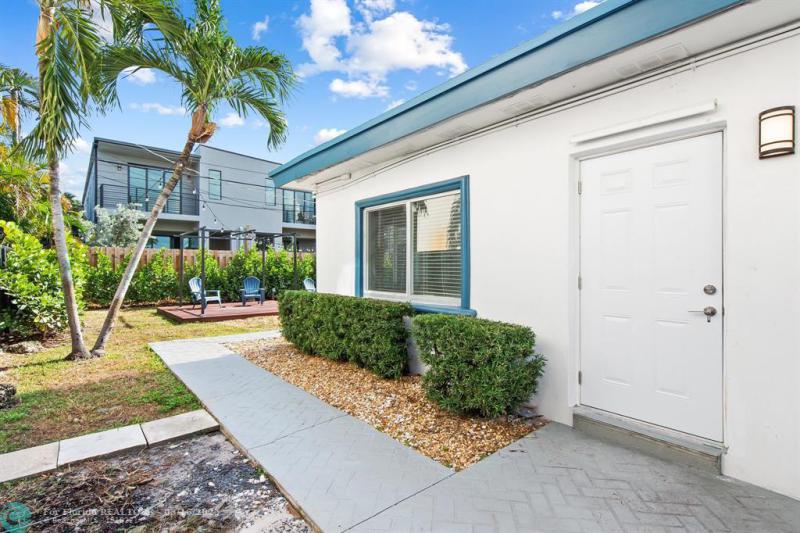 Duplex, Triplex and Fourplex Images