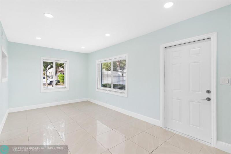 Duplex, Triplex and Fourplex Images