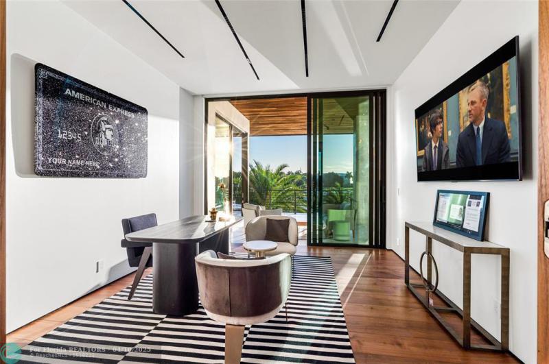  Single Family Homes Photo 35: 4460 NE 31st Ave  Lighthouse Point,  FL 33064