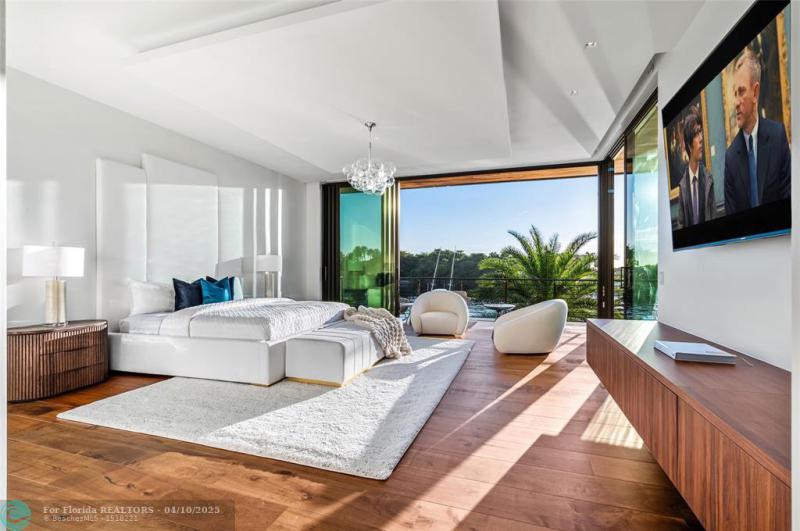  Single Family Homes Photo 36: 4460 NE 31st Ave  Lighthouse Point,  FL 33064