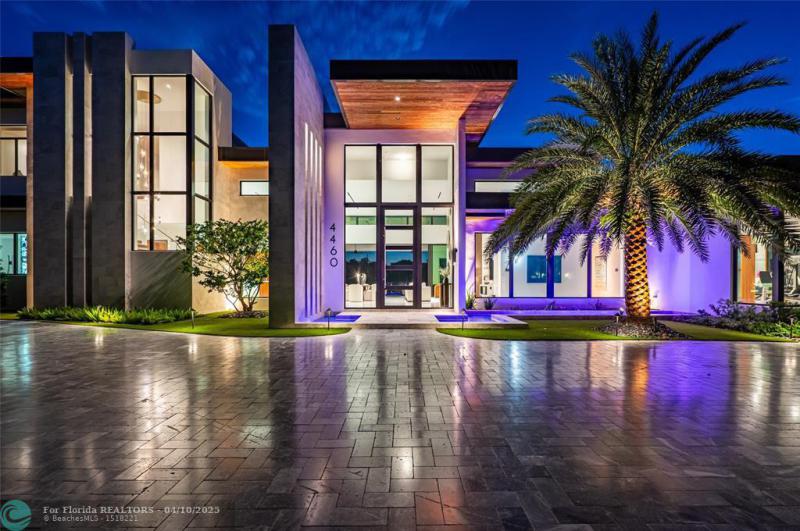  Single Family Homes Photo 4: 4460 NE 31st Ave  Lighthouse Point,  FL 33064