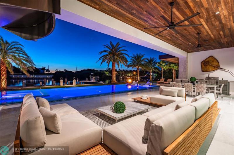  Single Family Homes Photo 48: 4460 NE 31st Ave  Lighthouse Point,  FL 33064