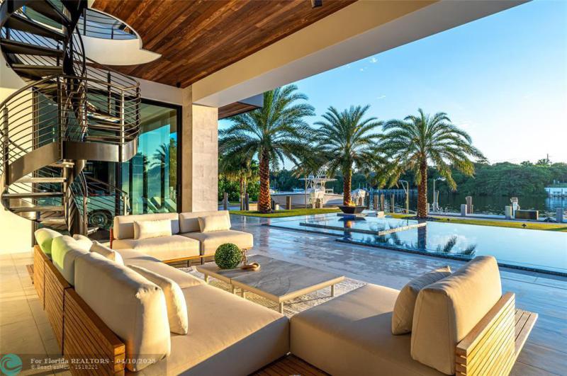  Single Family Homes Photo 50: 4460 NE 31st Ave  Lighthouse Point,  FL 33064