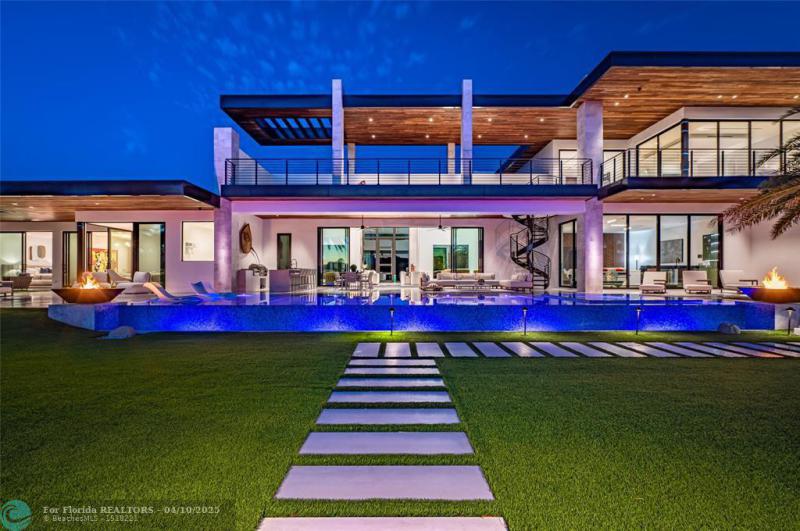  Single Family Homes Photo 58: 4460 NE 31st Ave  Lighthouse Point,  FL 33064