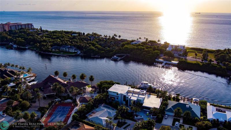  Single Family Homes Photo 64: 4460 NE 31st Ave  Lighthouse Point,  FL 33064