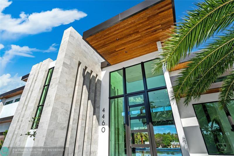  Single Family Homes Photo 8: 4460 NE 31st Ave  Lighthouse Point,  FL 33064