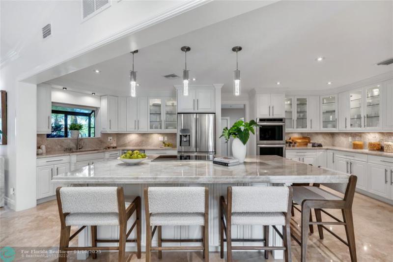  Single Family Homes Photo 17: 1100 SE 15th Ave  Deerfield Beach,  FL 33441