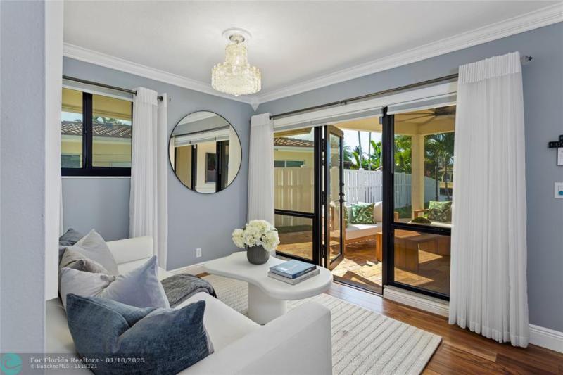  Single Family Homes Photo 20: 1100 SE 15th Ave  Deerfield Beach,  FL 33441