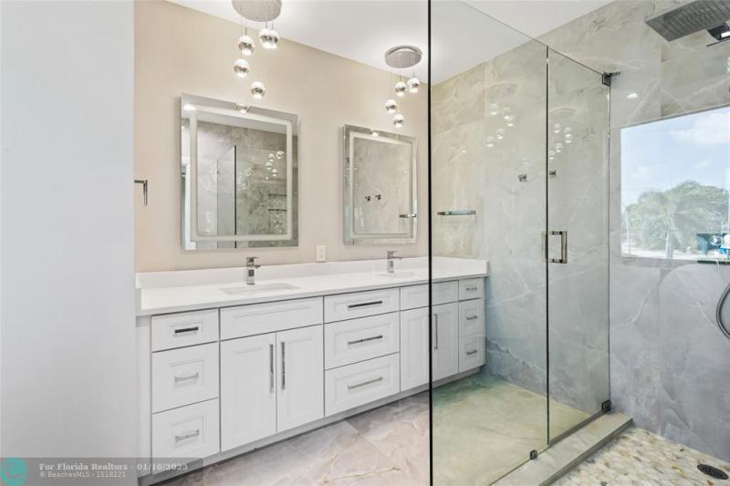  Single Family Homes Photo 30: 1100 SE 15th Ave  Deerfield Beach,  FL 33441