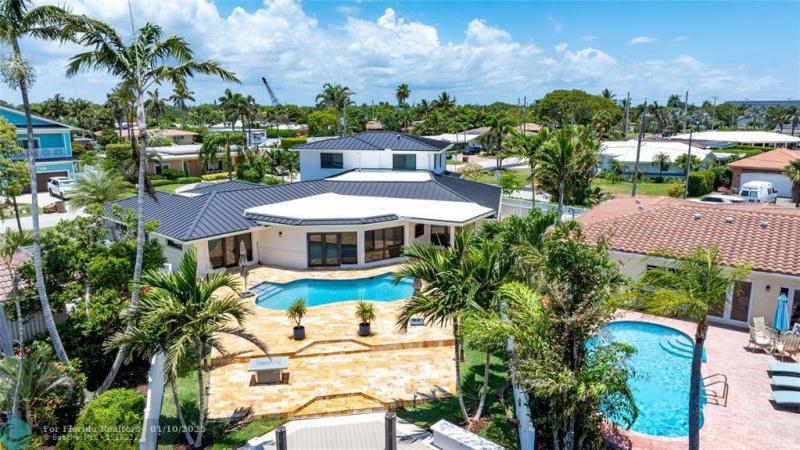  Single Family Homes Photo 37: 1100 SE 15th Ave  Deerfield Beach,  FL 33441