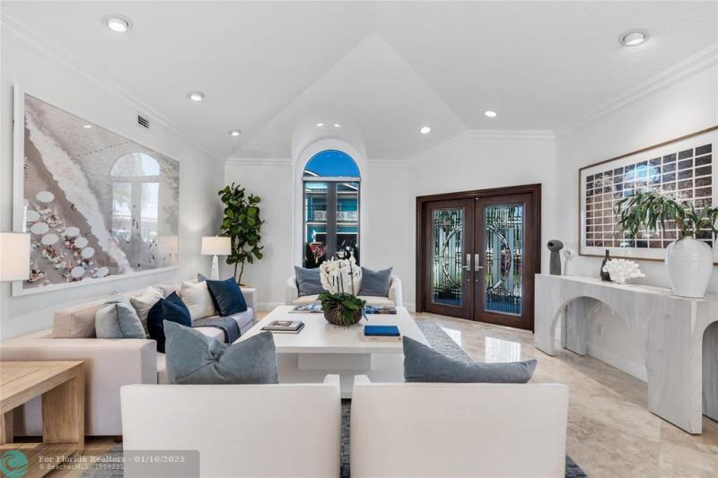  Single Family Homes Photo 8: 1100 SE 15th Ave  Deerfield Beach,  FL 33441