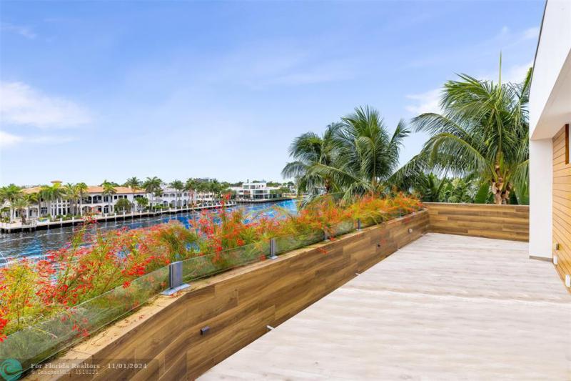  Single Family Homes Photo 53: 34 Minnetonka Rd  Sea Ranch Lakes,  FL 33308