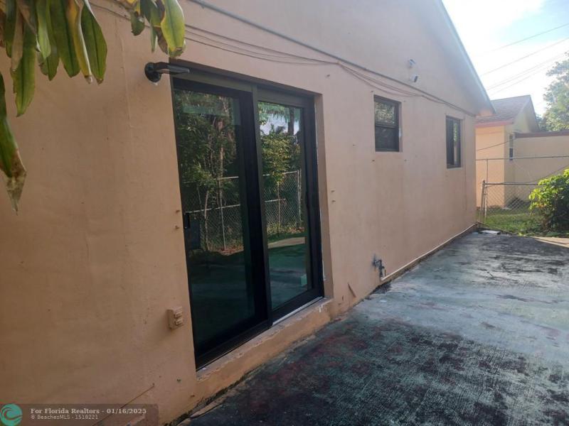 Duplex, Triplex and Fourplex Images