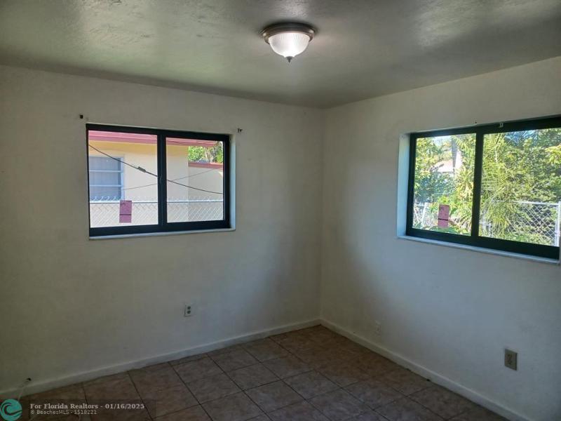 Duplex, Triplex and Fourplex Images