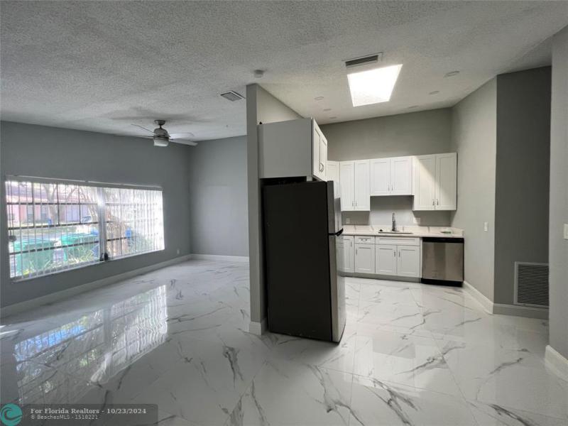 Duplex, Triplex and Fourplex Images