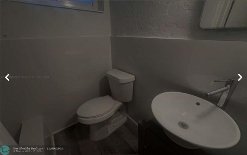 Duplex, Triplex and Fourplex Images