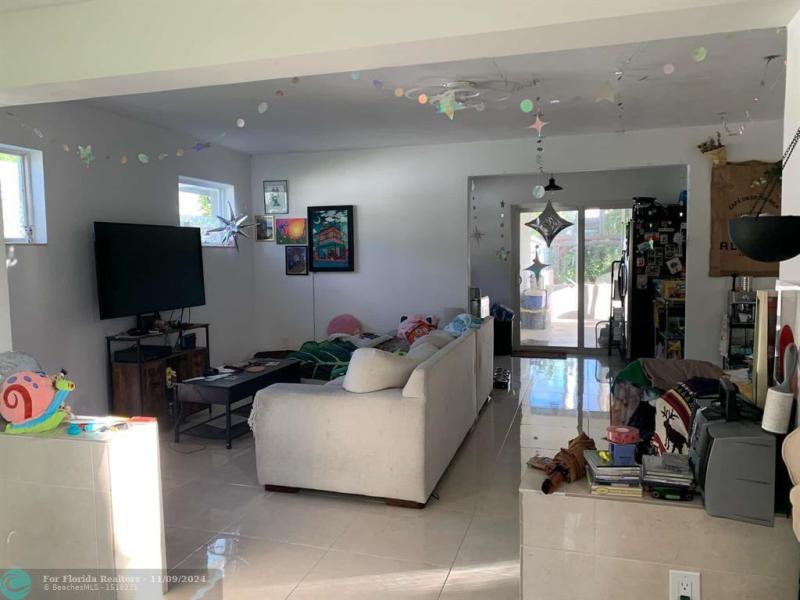 Duplex, Triplex and Fourplex Images