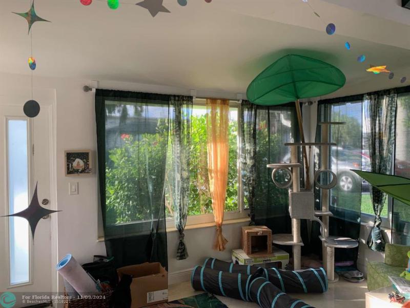 Duplex, Triplex and Fourplex Images