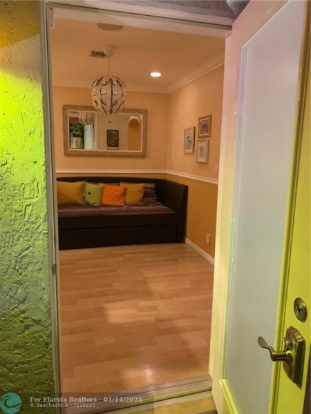 Duplex, Triplex and Fourplex Images