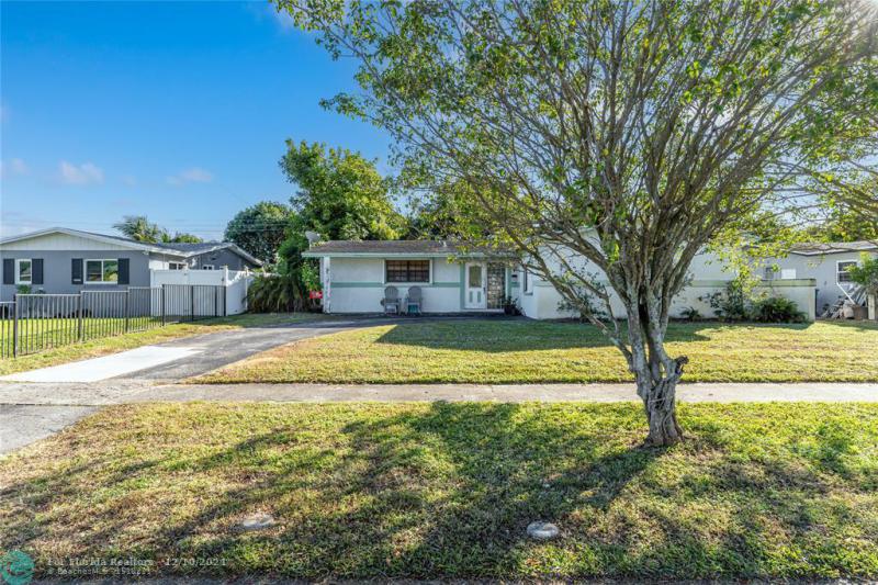  Single Family Homes Photo 2: 4430 NW 25th St  Lauderhill,  FL 33313
