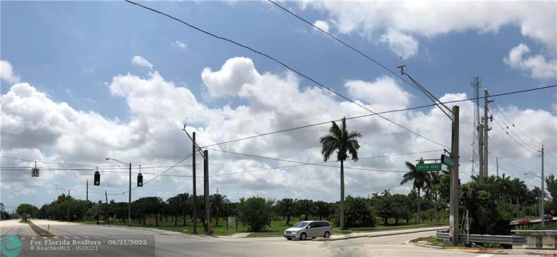  Commercial & Industrial Land Images 