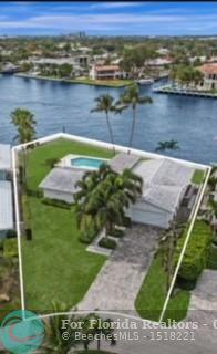  Single Family Homes Photo 4: 35 CASTLE HARBOR ISLE  Fort Lauderdale,  FL 33308