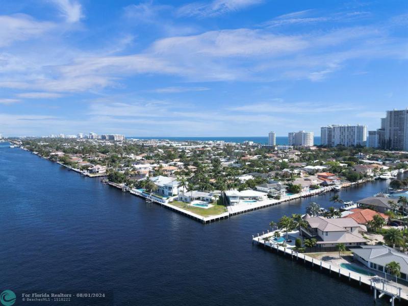  Single Family Homes Photo 66: 35 CASTLE HARBOR ISLE  Fort Lauderdale,  FL 33308