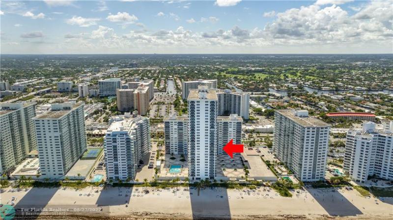  Condo & Townhome Photos
