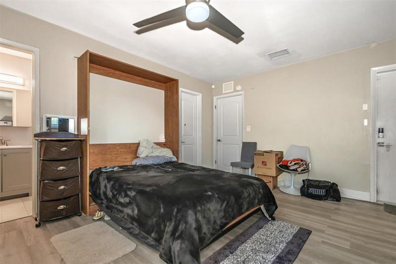 Duplex, Triplex and Fourplex Images