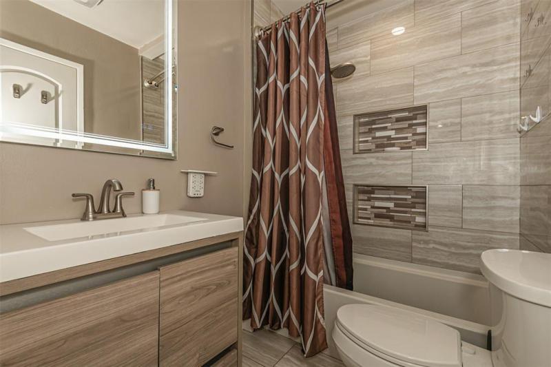 Duplex, Triplex and Fourplex Images