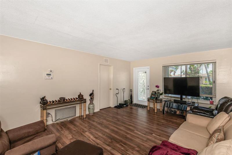 Duplex, Triplex and Fourplex Images